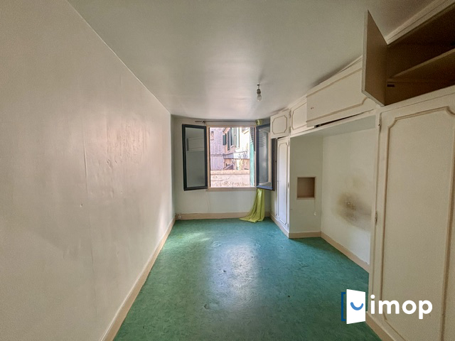Appartement 1 pièce 28 m² · à Paris · 28 m² · 245 000 €